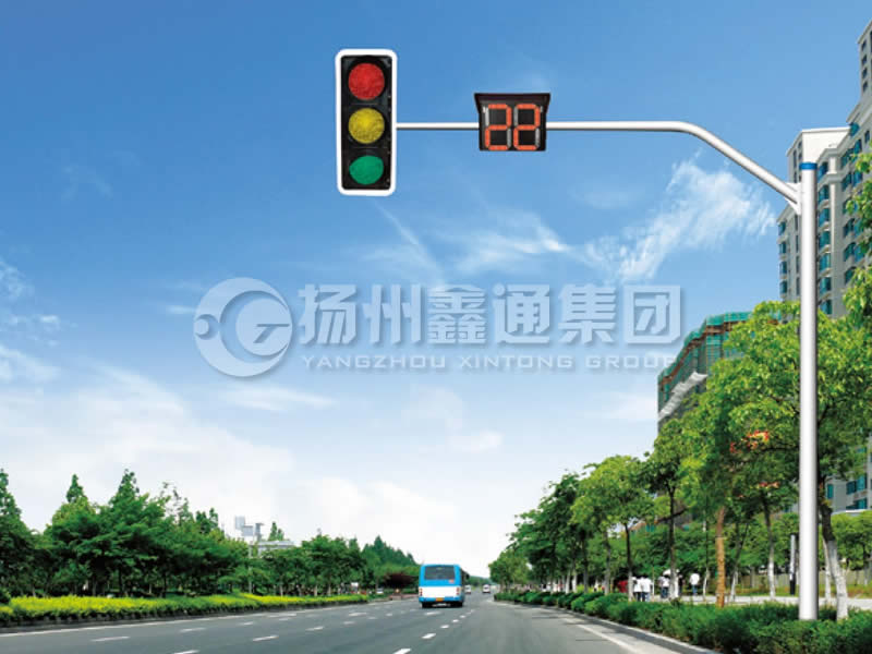 XHDG-010，彎臂信號(hào)燈桿，臨沂信號(hào)燈桿