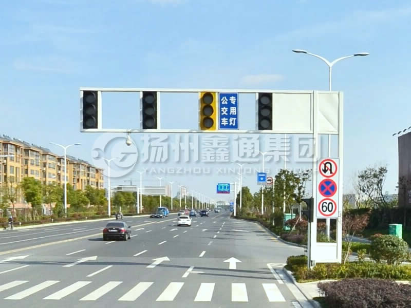 XHDG-024，框架信號(hào)燈桿，揚(yáng)州信號(hào)燈桿
